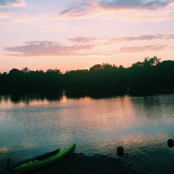 Meet your Posher, Emily - Picture 1 of 1